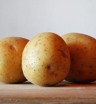 los perros pueden comer papa patatas