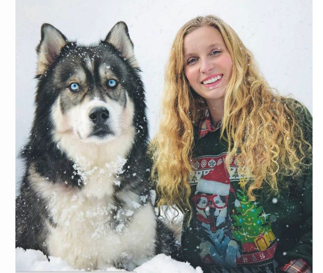 perro ayuda dueña a salir del maltrato